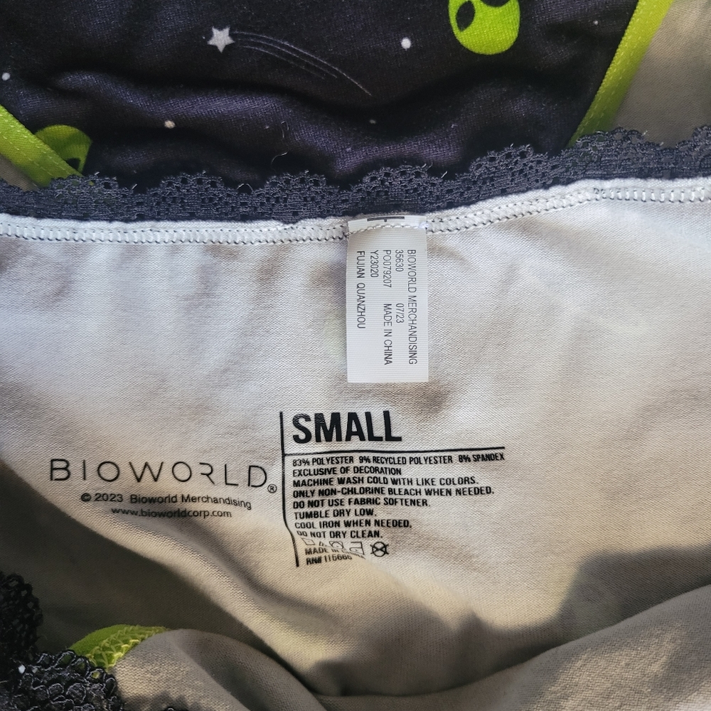 🖤Bioworld Ew People Bralette & 2 pants set - Picture 7 of 7